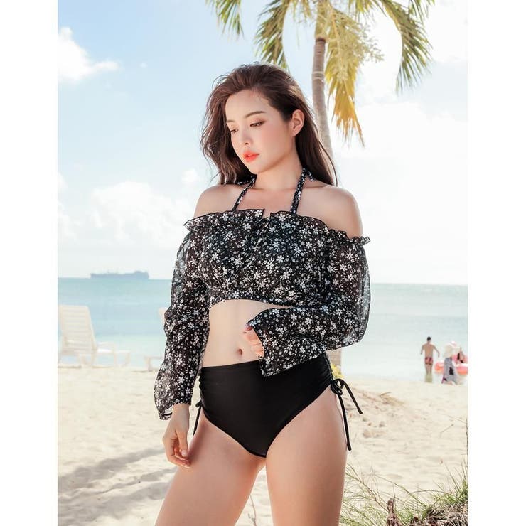 オフショルトップスが二の腕をフェミニンにカバービキニ3点セット(水着・ビキニ) | GRAXIA | 詳細画像22 