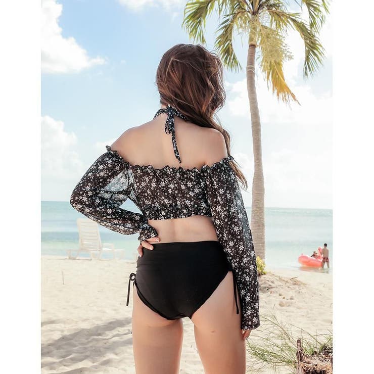 オフショルトップスが二の腕をフェミニンにカバービキニ3点セット(水着・ビキニ) | GRAXIA | 詳細画像26 