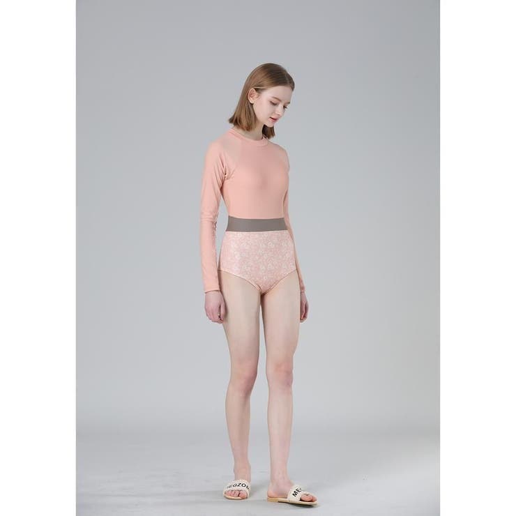 ベーシックに華やかさをプラスしたロングスリーブワンピース(水着・モノキニ) | GRAXIA | 詳細画像13 