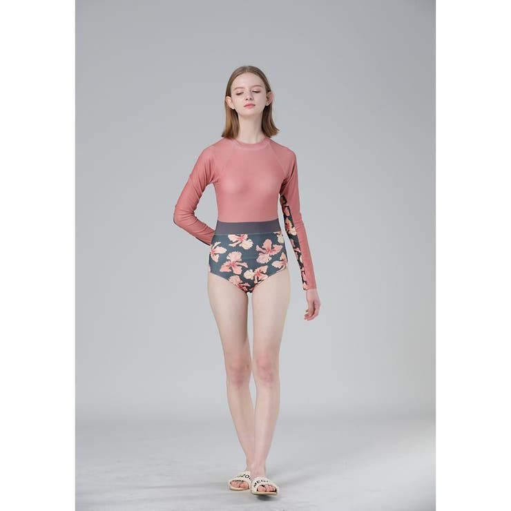 ベーシックに華やかさをプラスしたロングスリーブワンピース(水着・モノキニ) | GRAXIA | 詳細画像9 