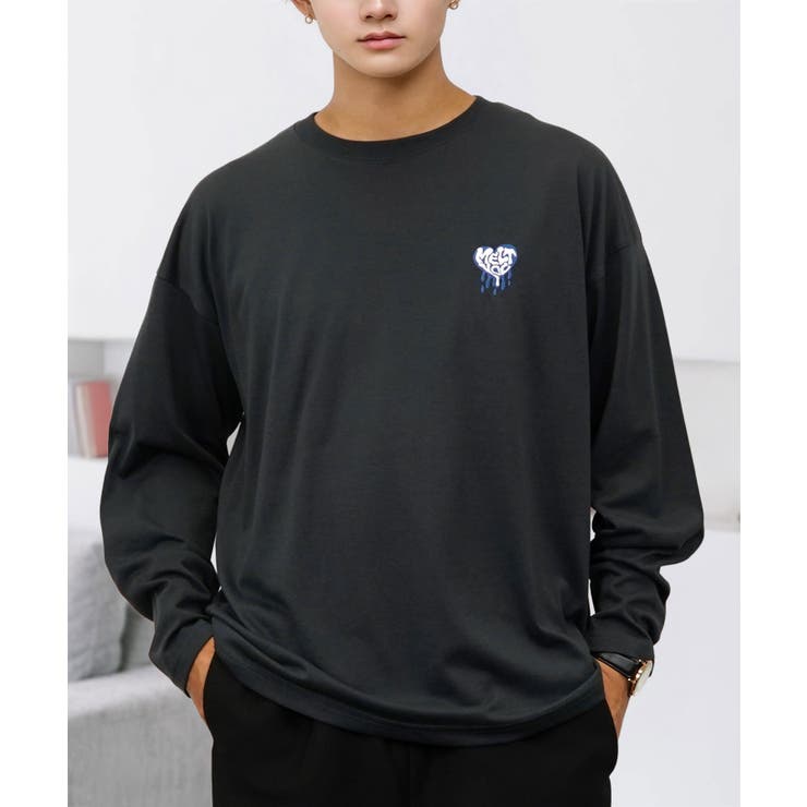 ブラック系-ハート2 | ワイドシルエット ワンポイント長袖Tシャツ ロンT | GROOVY STORE