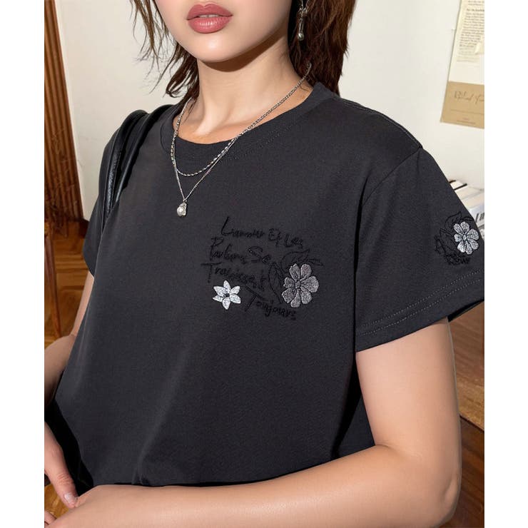 ブラック系1 | 【刺繍】ワンポイント Tシャツ半袖 グラフィック フラワー ロゴ 袖刺繍 | GROOVY STORE