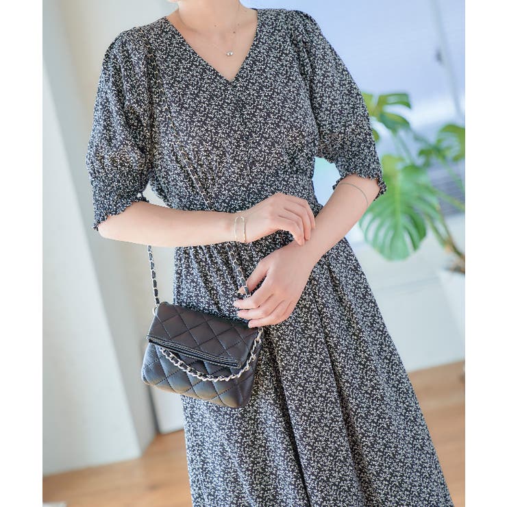 ブラック | パフスリーブ花柄ワンピース ワンピース ロング | Growing Rich