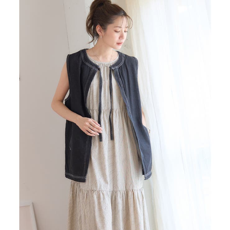 新品 niko and… ニコアンド アート柄クラフトベスト アイボリー