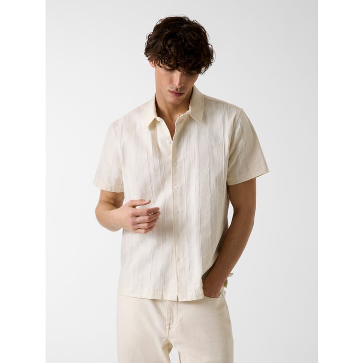 G018 | [GUESS] DOBBY Textured Stripe Shirt | GUESS【MEN】