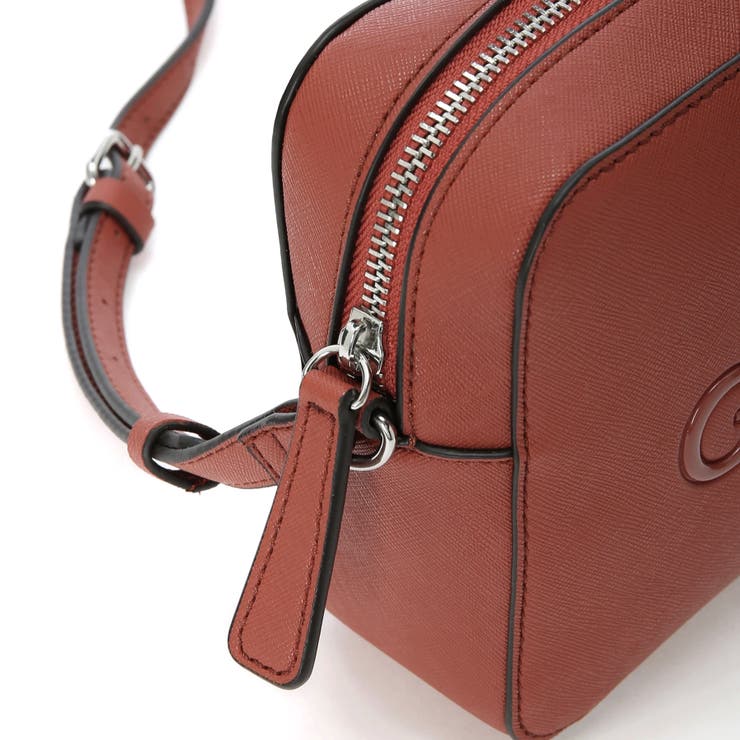 GIN】[GUESS] ROXBERRY Mini Camera Crossbody[品番：GUEW0008751