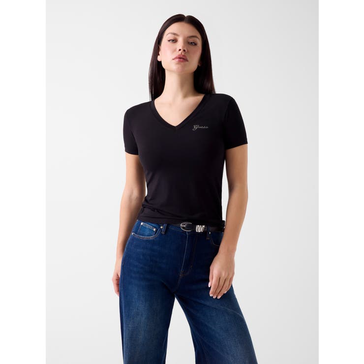 JBLK | [GUESS] MINI Logo V-Neck Tee | GUESS【WOMEN】