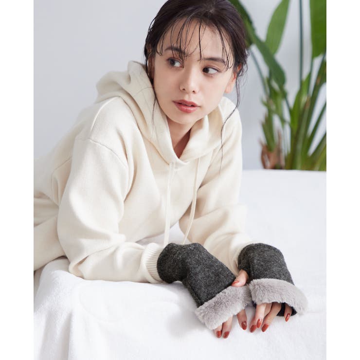 手元あったか。カイロポケット付きハンドウォーマー ファー ハンドウォーマー | HAPPY急便 by VERITA.JP | 詳細画像22 