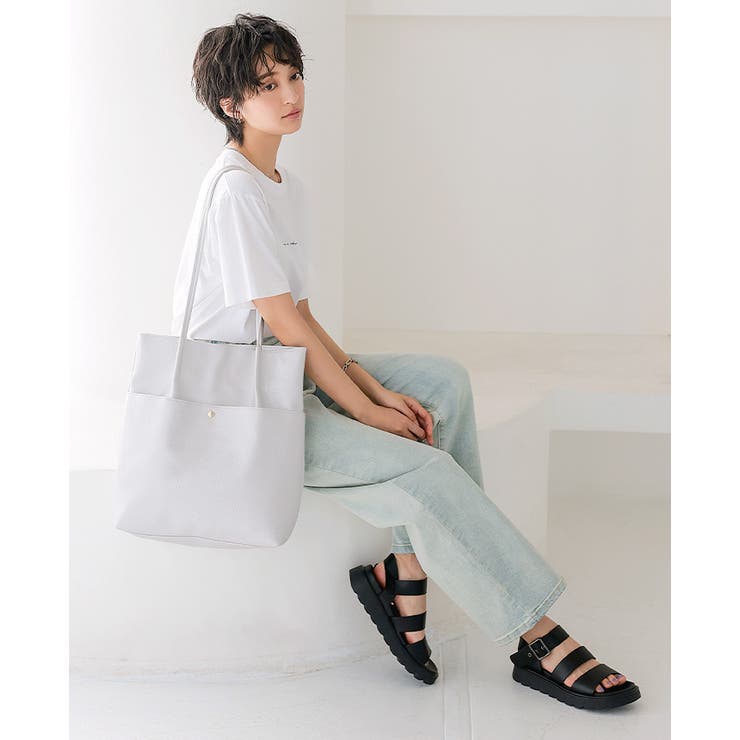 コーデやシーンを選ばないシンプルデザイン。フェイクレザータックトートバッグ トー… | HAPPY急便 by VERITA.JP | 詳細画像19 