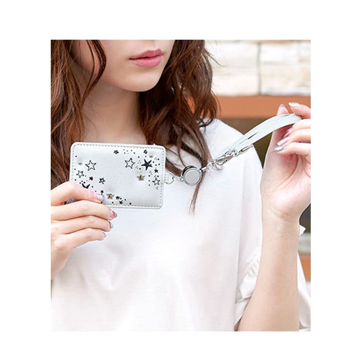きらりと光る存在感 星空パスケース パスケース Icカード 品番 Hpxw Happy急便 By Verita Jp ハッピーキュウビン バイ ベリータジェーピー のレディースファッション通販 Shoplist ショップリスト