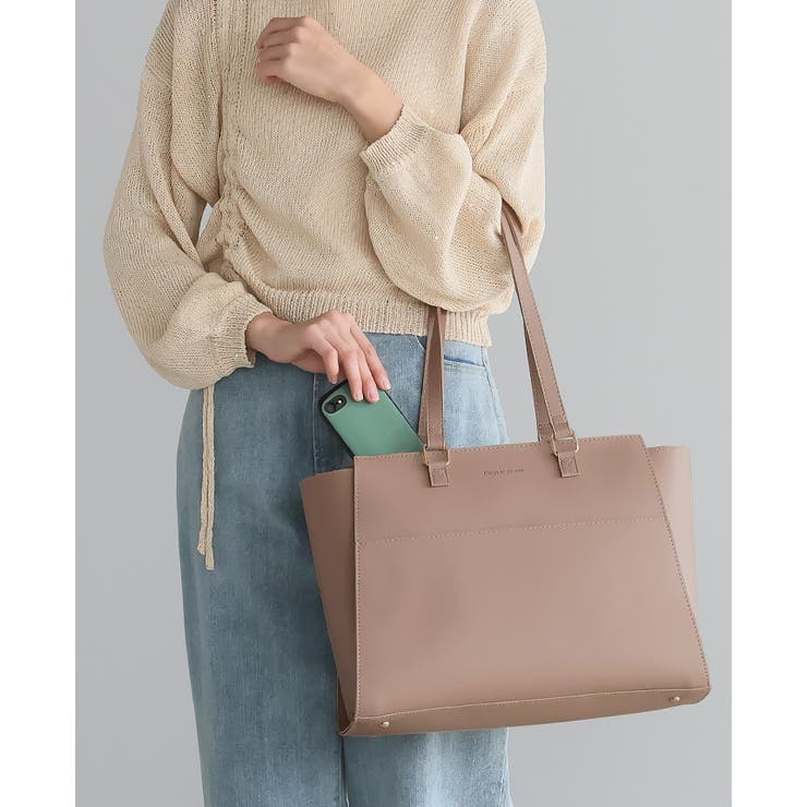 上品な印象を与えてくれる。A4フェイクレザートートバッグ トートバッグ A4 | HAPPY急便 by VERITA.JP | 詳細画像10 