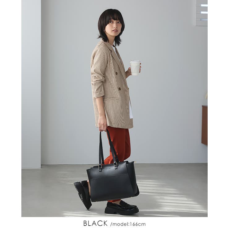 上品な印象を与えてくれる。A4フェイクレザートートバッグ トートバッグ A4 | HAPPY急便 by VERITA.JP | 詳細画像11 