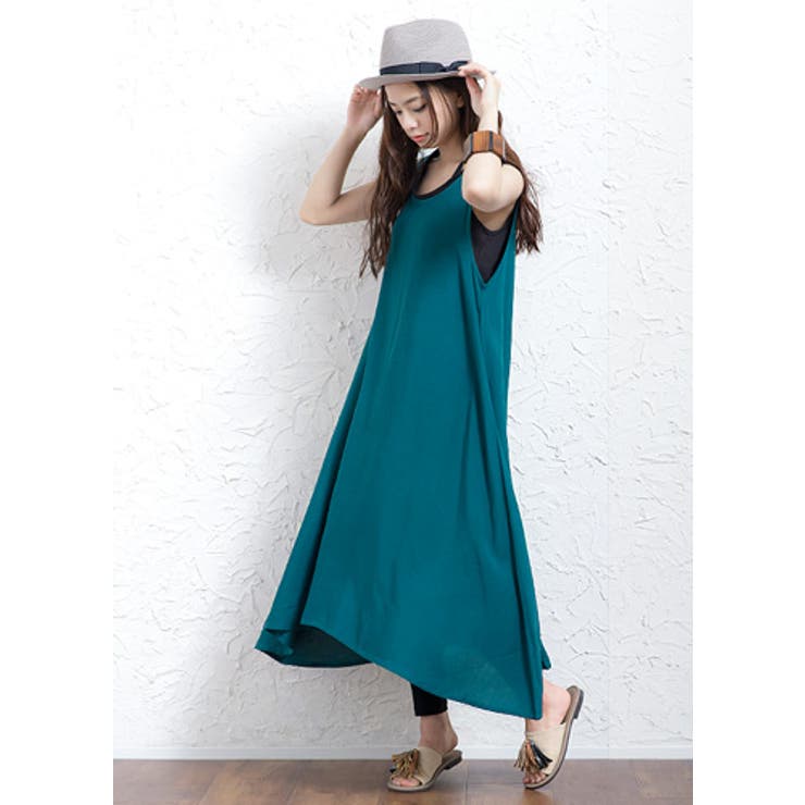 重ね着上手になれる。ノースリーブシンプルロングワンピース