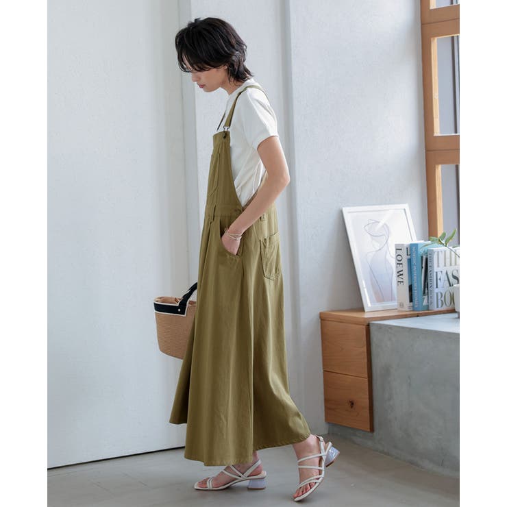 大人のリラックススタイル。ツイルジャンスカ ジャンパースカート