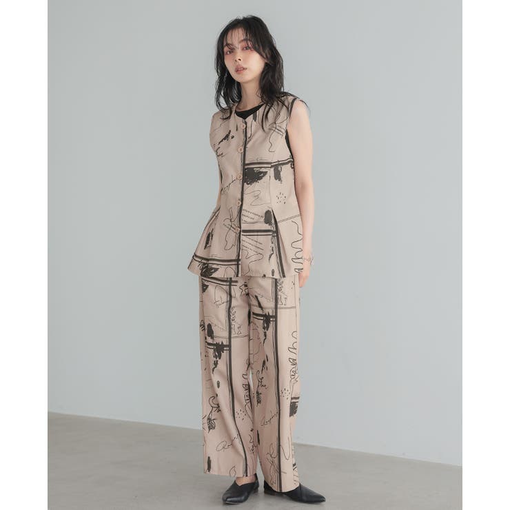 日常にアートを感じる。英字プリントベスト ベスト ジレ | HAPPY急便 by VERITA.JP | 詳細画像8 