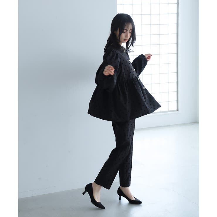 女性らしいシルエットを約束。ペプラムジャケット ジャケット ペプラム