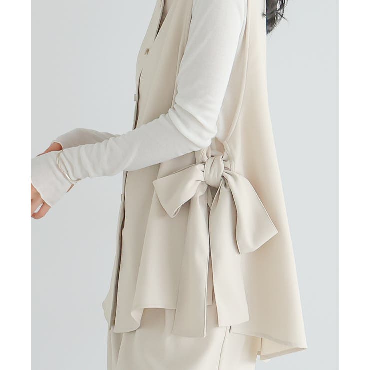 印象に残るサイドデザイン。ビッグリボンジレ ジレ ベスト | HAPPY急便 by VERITA.JP | 詳細画像6 