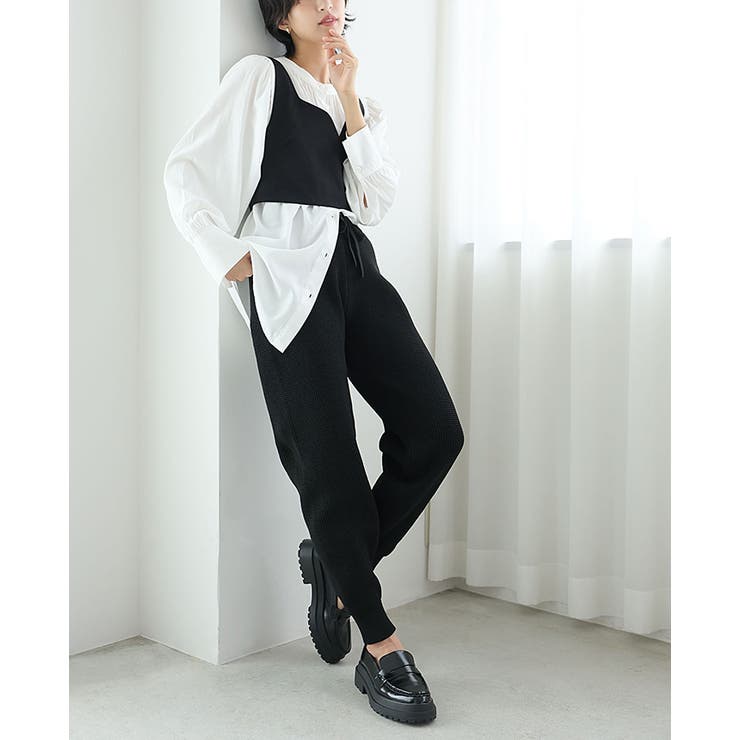 抜群の伸縮性で動きやすい。ワッフル編みジョガーパンツ パンツ