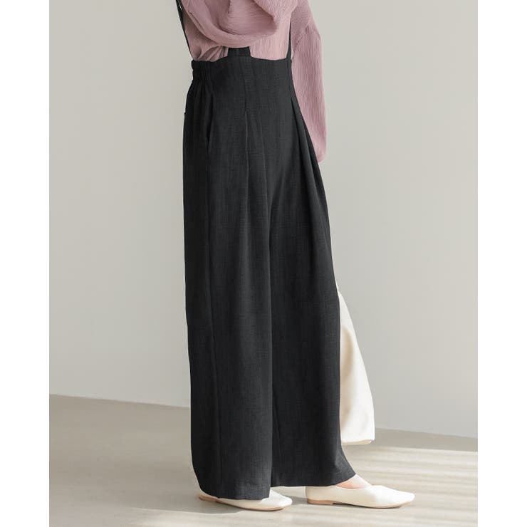 着るだけでサマになる大人アイテム。タックサロペットパンツ パンツ ワイドパンツ | HAPPY急便 by VERITA.JP | 詳細画像12 