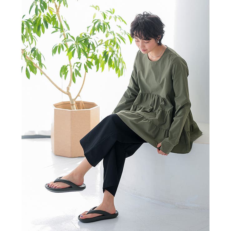 Front Tuck Twill Shorts