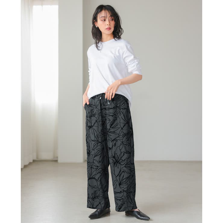 さりげなく華やぐ主役級パンツ。フロッキーフラワーワイドパンツ パンツ ワイドパン… | HAPPY急便 by VERITA.JP | 詳細画像10 