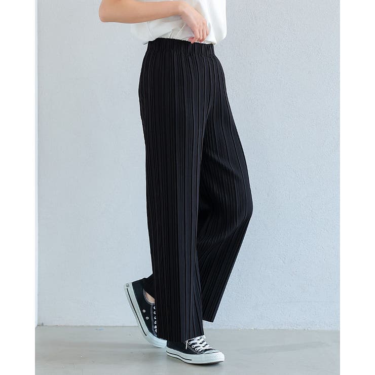 プリーツプリーツ　パンツ おしゃれにスタイルアップ。プリーツパンツ パンツ プリーツ