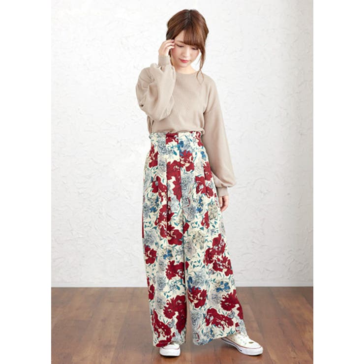 シンプルなコーデにひとつ！花柄 タックワイドパンツ パンツ[品番
