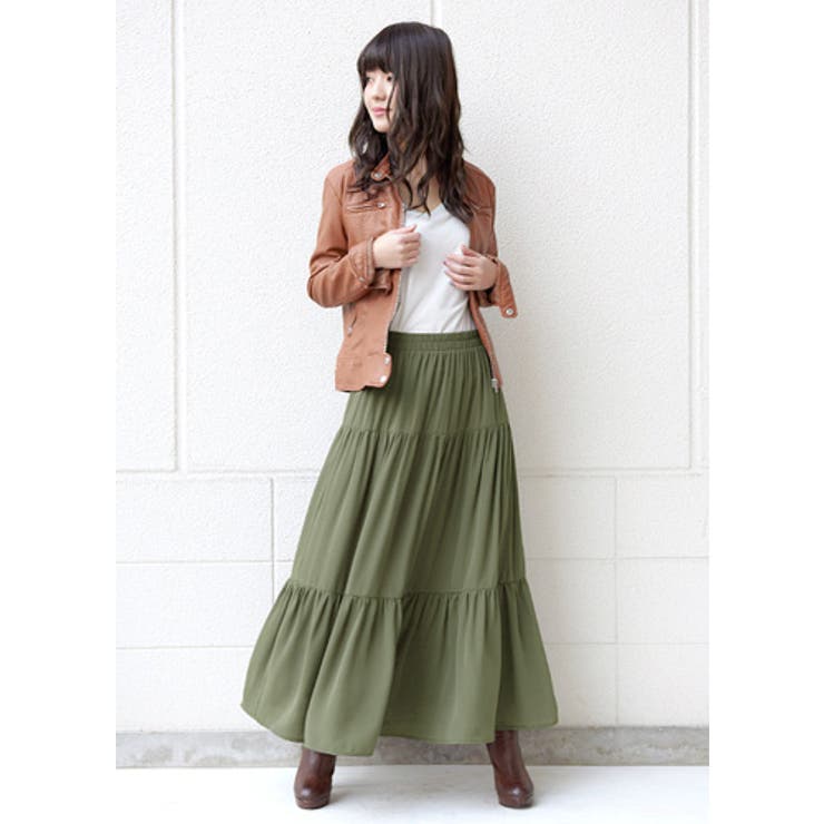 陰影が美しい、ふわ揺れスカート。マキシ丈ティアードスカート