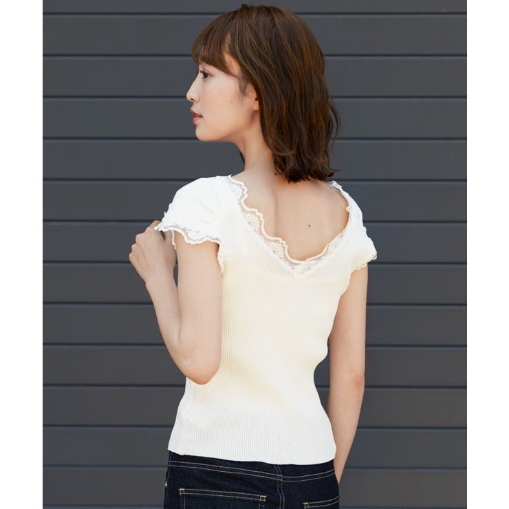 ちらりと見せる、華やかレース。レース付きタンクトップ タンクトップ