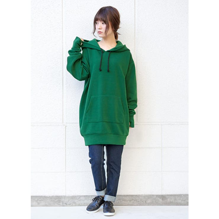 冬のあったかスポーティーアイテム。ビッグフード指穴ロングパーカー