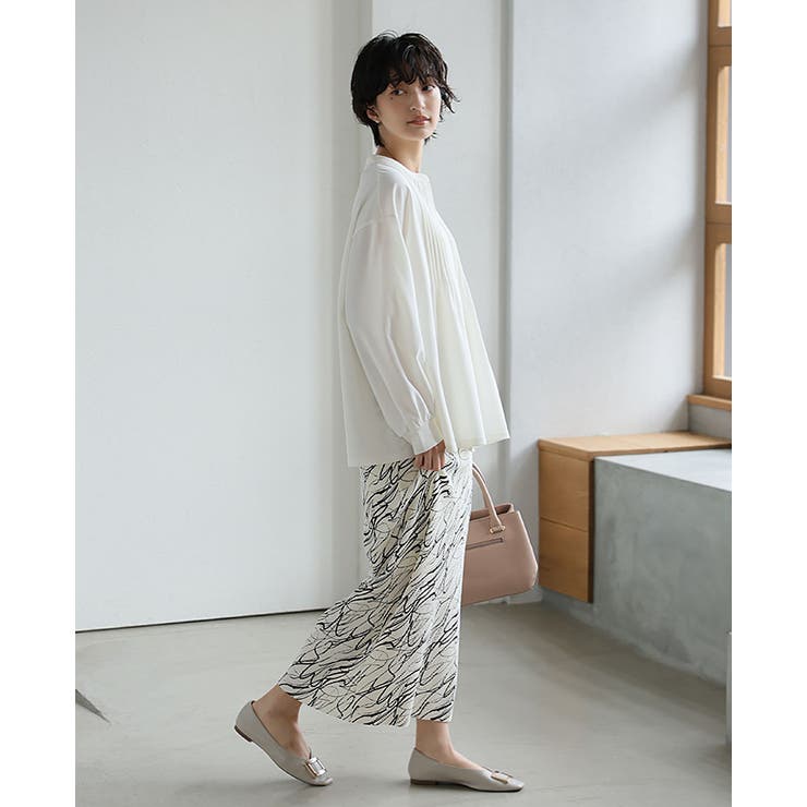 ラクにキレイめコーデを作る。梨地ピンタックブラウス ブラウス プルオーバー | HAPPY急便 by VERITA.JP | 詳細画像6 