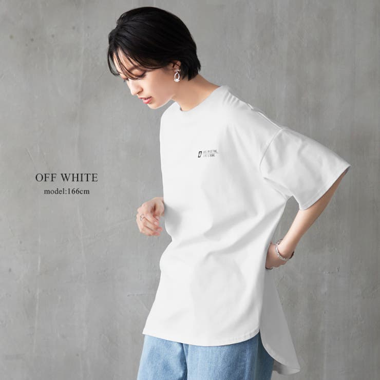 後ろ姿がポイント。バックロゴプリントTシャツ カットソー t
