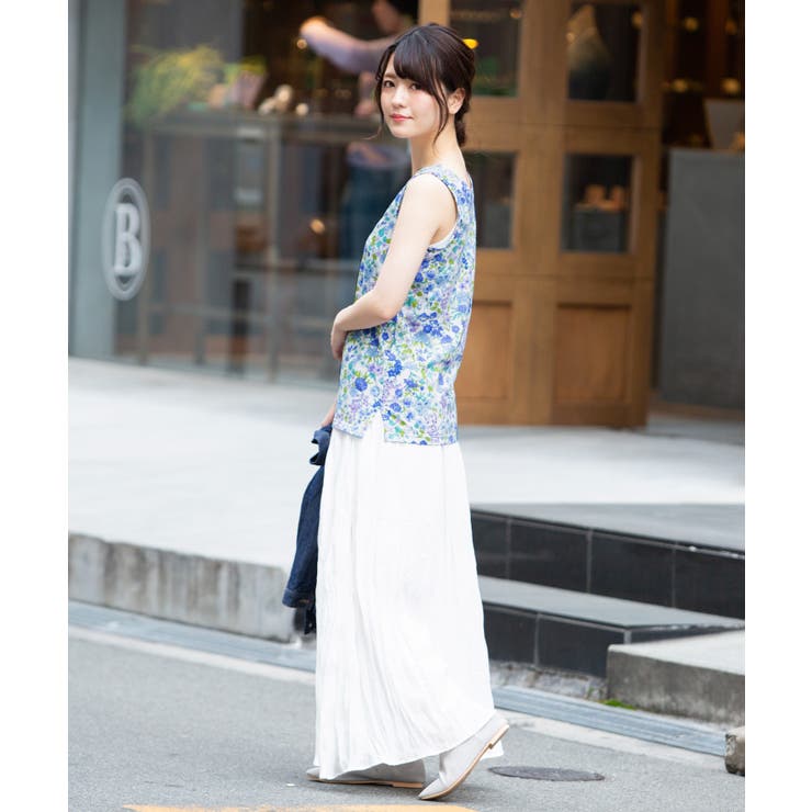 鮮やかな花たち。2way 花柄タンクトップ タンクトップ[品番