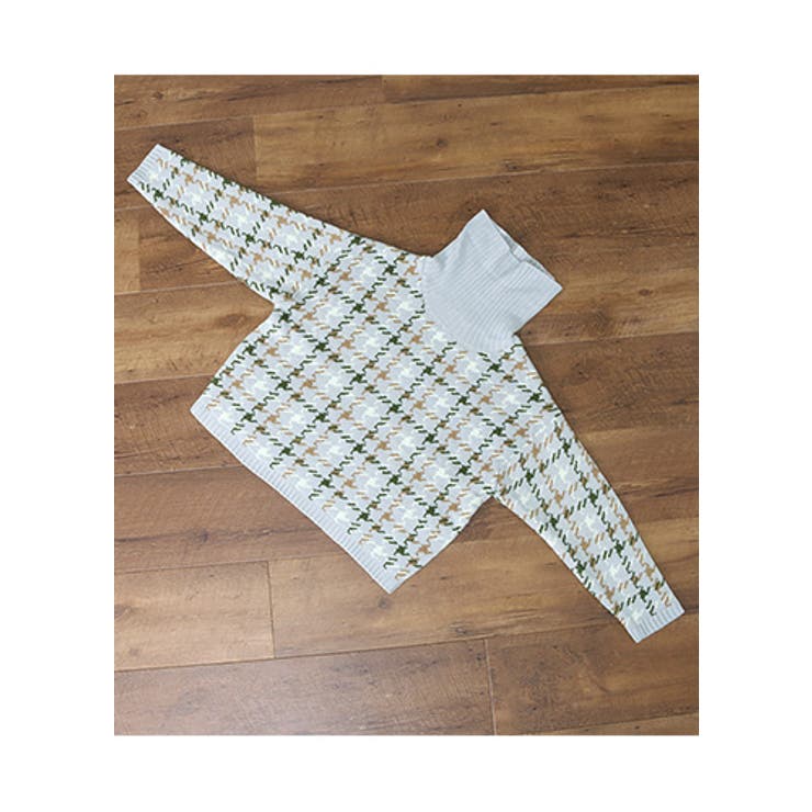 コーデに馴染むチェック柄。ジャガードチェック タートルニット ニット