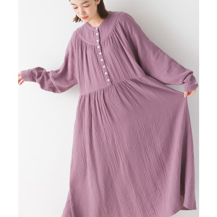 OMNES】ダブルガーゼ 多ボタンギャザーワンピース[品番