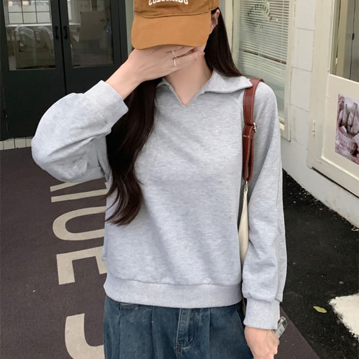 グレー
