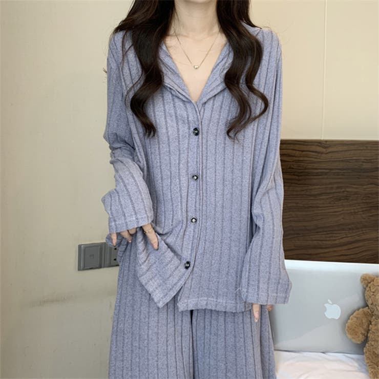 ブルー