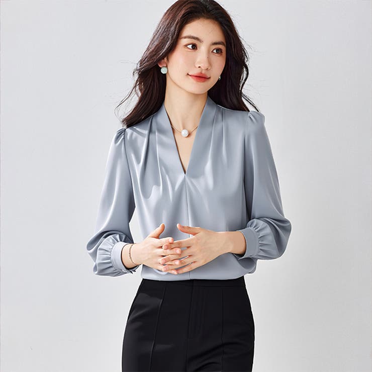 グレー | サテン風シャツブラウス Vネックトップス | WITCH