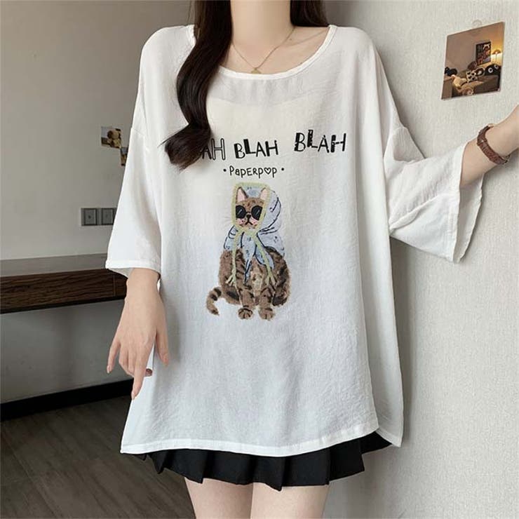 サングラスとフードを着用した猫のイラストゆったり半袖Tシャツ | WITCH | 詳細画像2 
