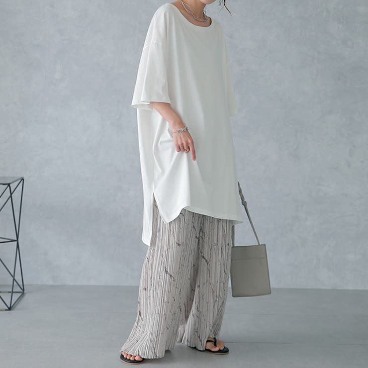 ホワイト | Tシャツ レディース 半袖 無地 綿 カットソー ビッグシルエット Uネック | HUG.U