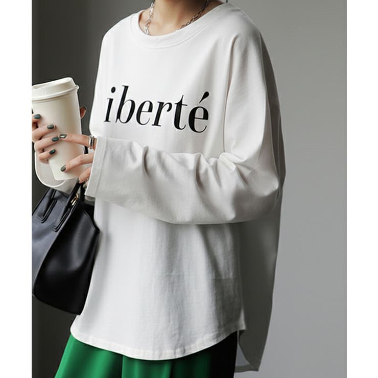 ホワイト(長袖) | Tシャツ レディース トップス ロゴT 半袖 ドルマン 二の腕カバーきれいめ | HUG.U