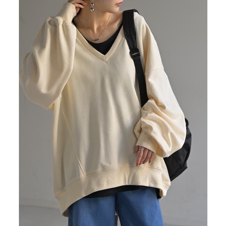 ナチュラルアイボリー | トップス 深V スウェット | HUG.U