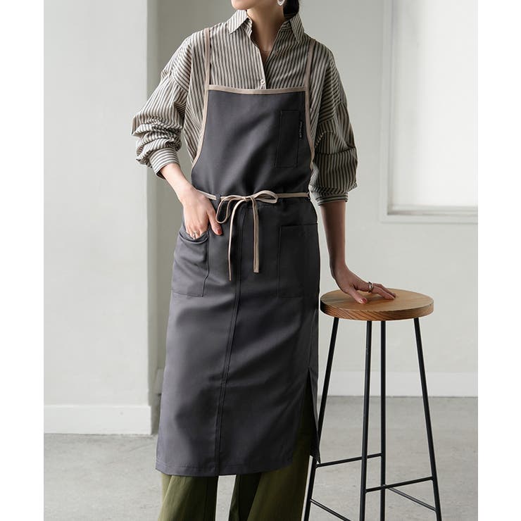 チャコールグレー×ベージュ | エプロン バッククロス 撥水 | HUG.U