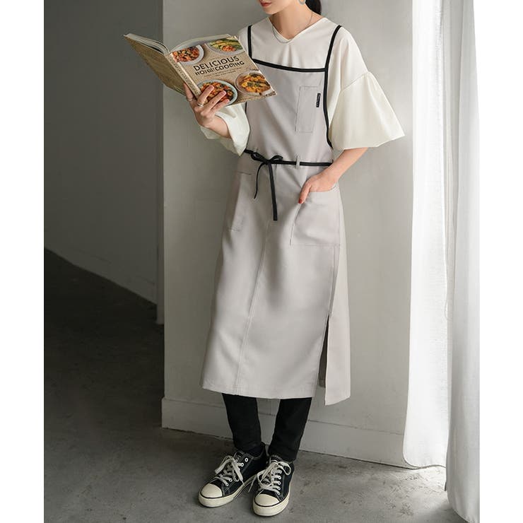 ライトグレー×ブラック | エプロン バッククロス 撥水 | HUG.U