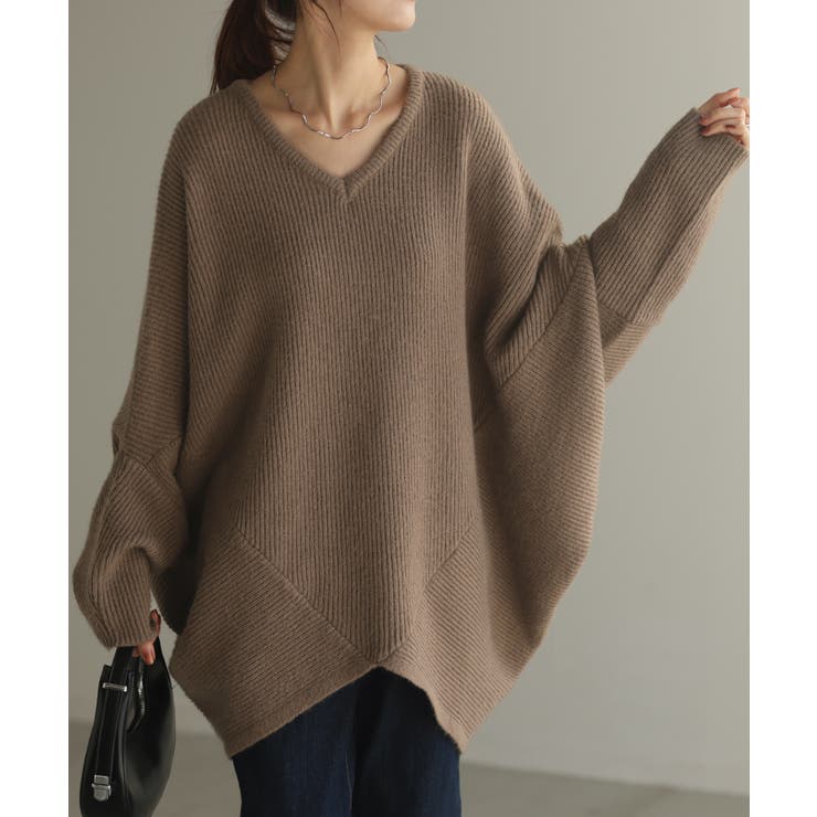 モカ(Vネック) | ニット トップス レディース | HUG.U