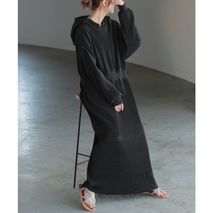 ブラック | ワンピース プリーツ 切れる | HUG.U