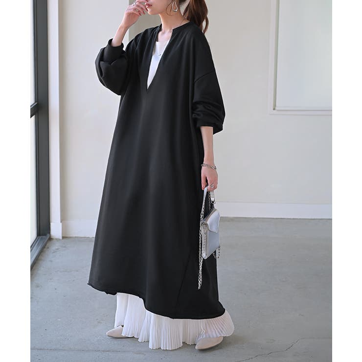 ブラック | ワンピース 深V ぽわん袖 | HUG.U