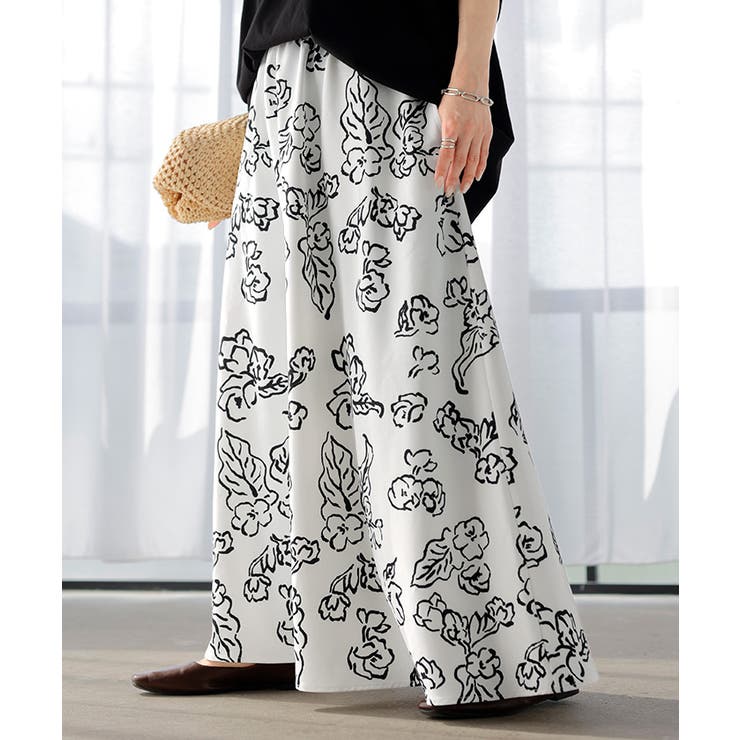 ホワイト | スカート 柄 ロング | HUG.U