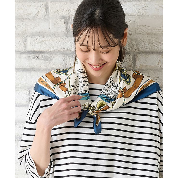 チェーン柄 | スカーフ サテン 幾何学柄 | Honeys