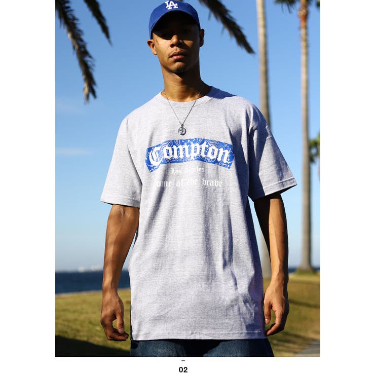 ACEFLAG(エースフラッグ)のTシャツ(ペイズリー柄)モデル画像2